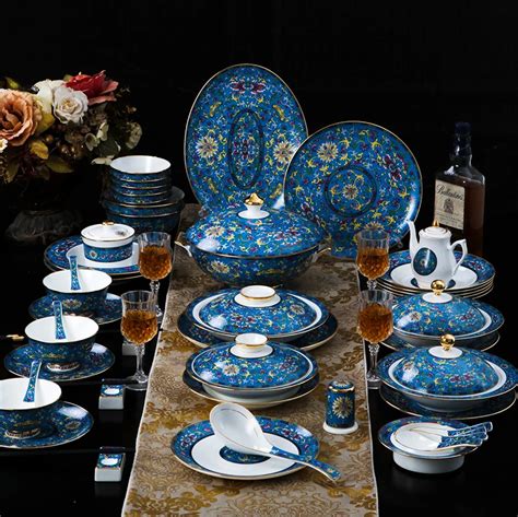 luxury china dinnerware.